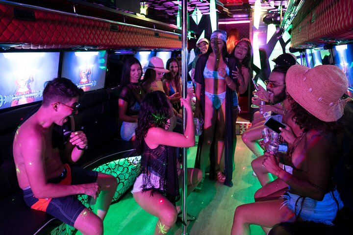 Punta Cana Party Bus
